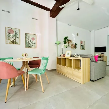 Appartement Cute & Cozy Aparment Near The Historic Center