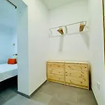 Apartman Cute & Cozy Aparment Near The Historic Center