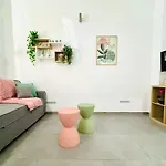 Cute & Cozy Aparment Near The Historic Center Valencia