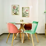 Apartman Cute & Cozy Aparment Near The Historic Center