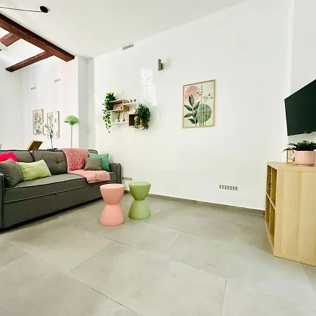 Cute & Cozy Aparment Near The Historic Center * Валенсия