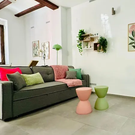 Cute & Cozy Aparment Near The Historic Center * Валенсия