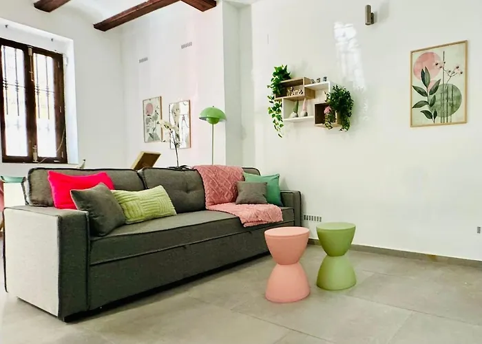 Cute & Cozy Aparment Near The Historic Center * Валенсия